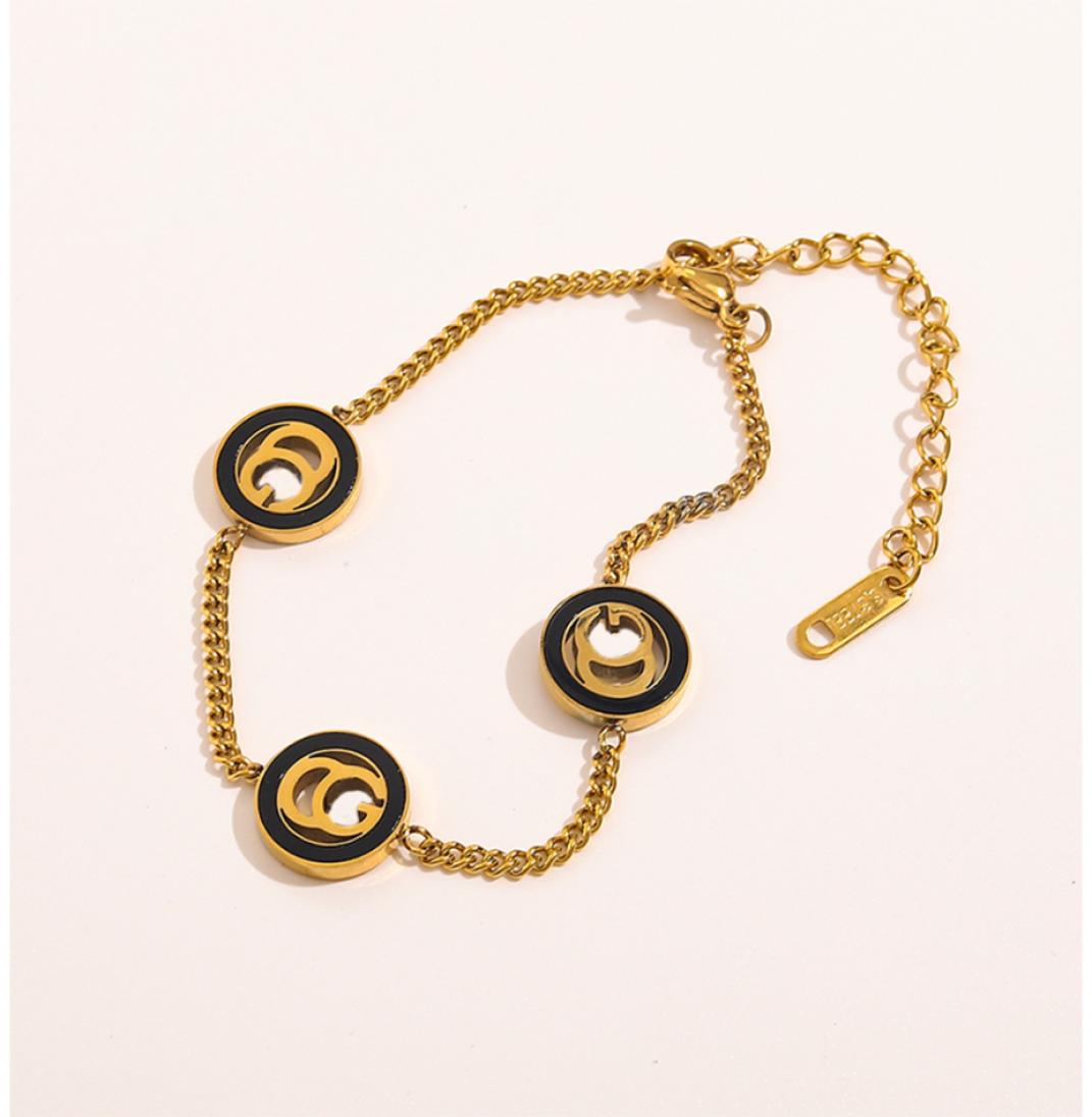 

Bracelets Women Stainless Steel Letter Pendant Bangle New Style 18K Gold Plated Enamel Love GiftWristband Cuff Chain Wedding Jewel6232215