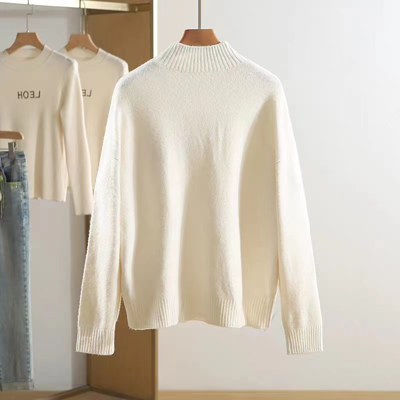 

Fashion Custom Autumn &winter Crew Neck Solid Pattern 2022 High Quality Women Embroidery Heart Design Knitted Pullover women's Sweater, Ivory