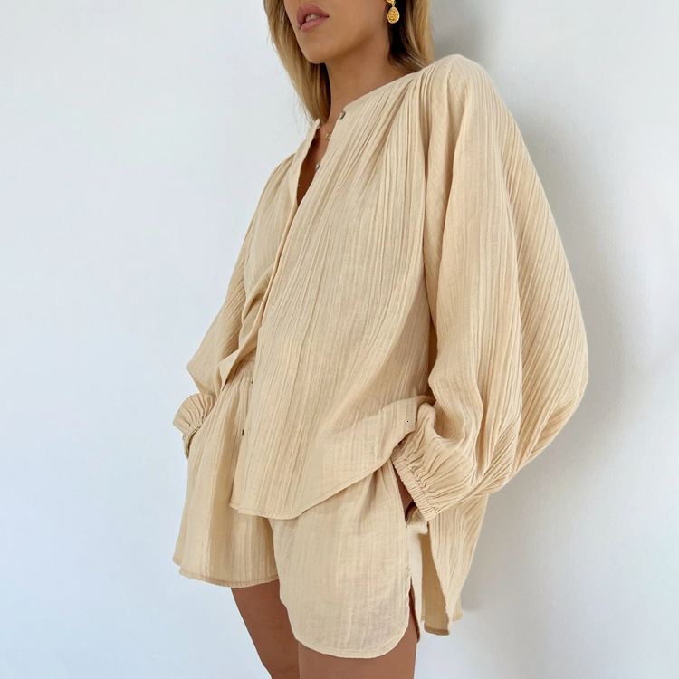 

Womens Two Piece Pants Fashion Women Wear Summer Suit Women LongSleeved Shirt Split Shorts TwoPiece Set Elegant 230316, Beige