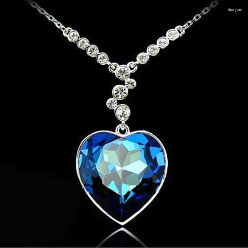 

Pendant Necklaces Top Quality Rhinestones Charm Gifts Blue Crystal Heart Necklaceweater Chains Fashion Jewelry Drop