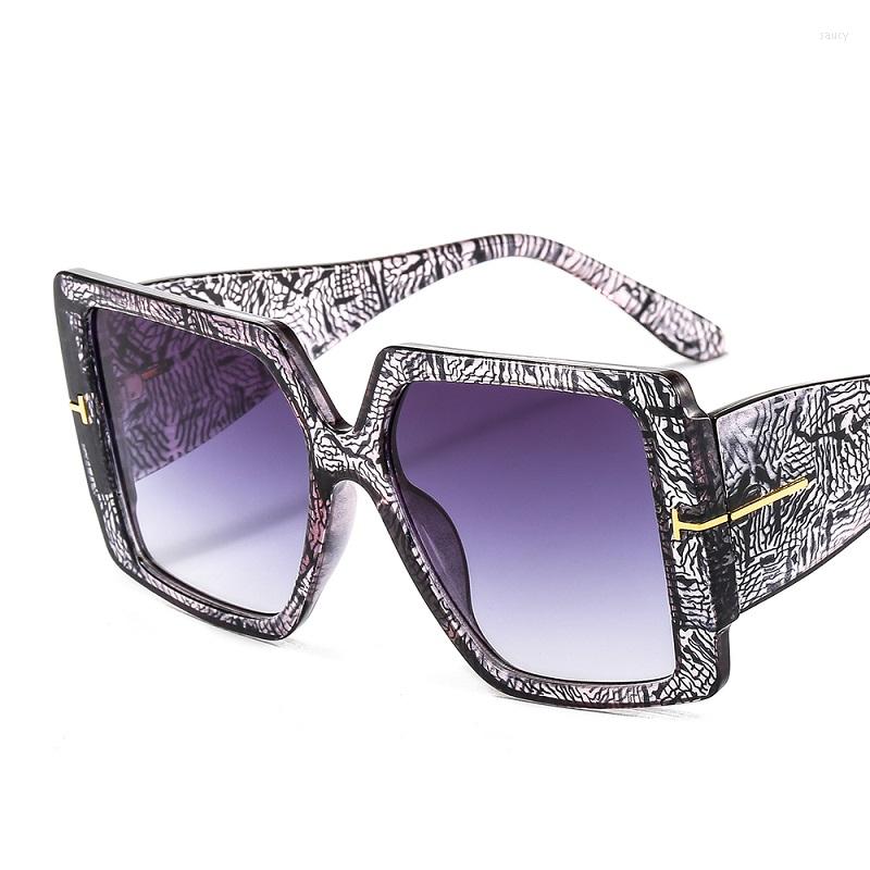 

Sunglasses D&T 2023 Fashion Rectangle Women Men Luxury Eye Catching Pattern Color Lens PC Frame Brand Designer