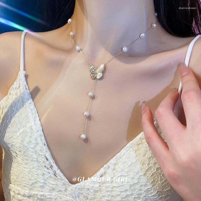 

Pendant Necklaces Minar INS Fashion Baroque Freshwater Pearl Strand Chain Chokers Necklace For Women Shiny CZ Zircon Butterfly
