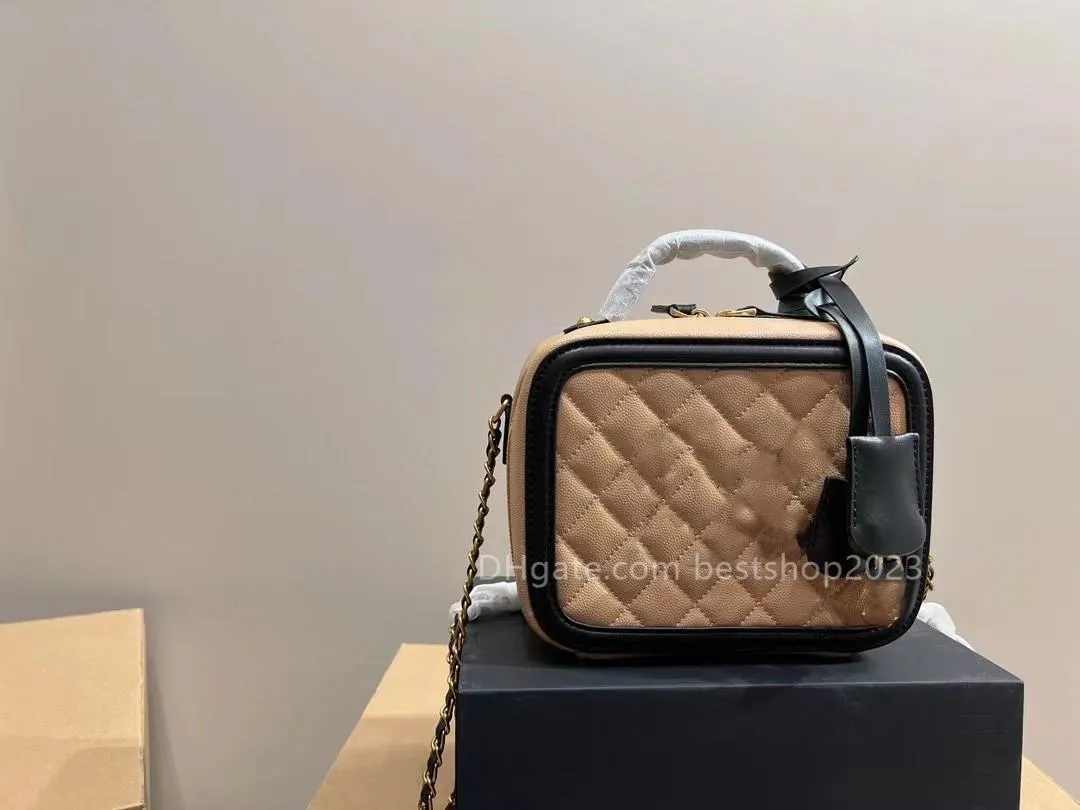 

2023 New Fashion small square bag crossbody chain diamond pattern cosmetic camera bag modern retro black white pink green black brown 18 * 14CM