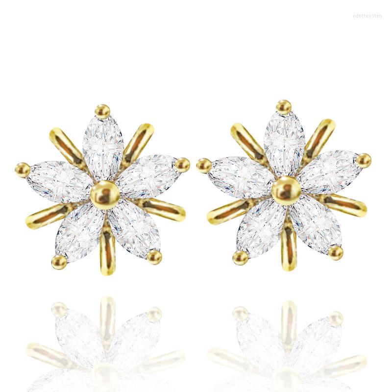 

Stud Earrings Fashionable Simple Feeling Diamond Inlaid Leaf High Cold Temperament Accessories