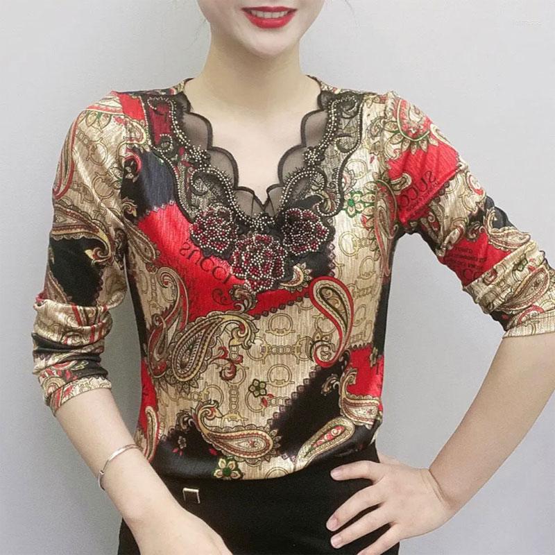 

Women's T Shirts Vintage Paisley Printed Floral Chic Diamonds T-shirt Female Clothing Stylish V-Neck Lace Patchwork Spring Autumn Loose, Red