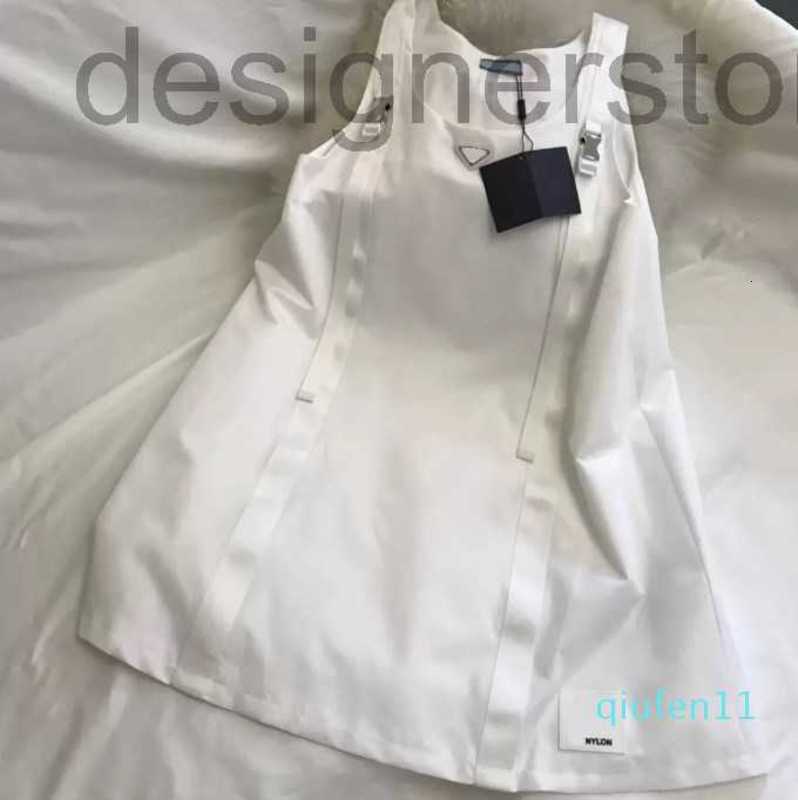 

designer 2022-Spring Summer Women Dress High Quality Fashion Short Sleeve Skirt 8 Different Models Re Nylon Material Siamese Dresses DY2X, Ly5320 white