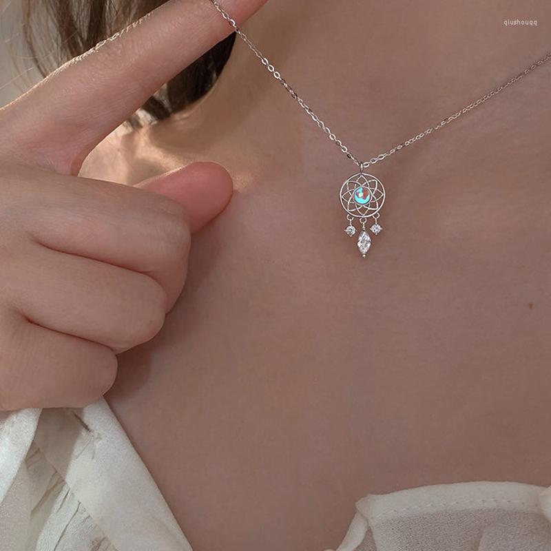 

Pendant Necklaces Luxury Moonstone Fashion Dream Catcher Series Jewelry Necklace Exquisite Alloy Hollow Female Collar Accessories