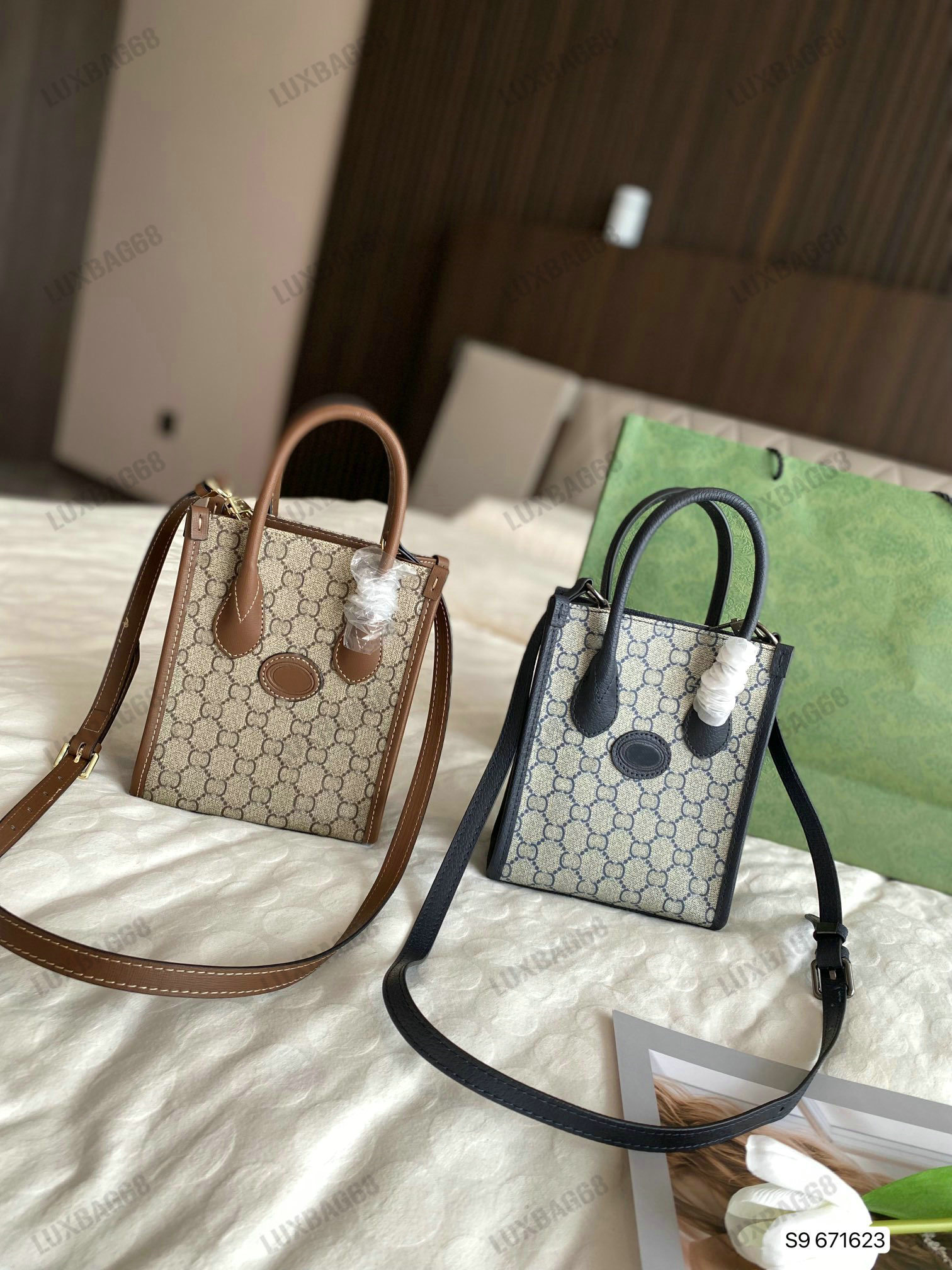 

Designer Men's Mini Shopper tote bag with Interlocking G canvas Leather Handbag Love Parade Italy Luxurys Designers Bags Shopper Purses Crossbody Designer Bag, #01