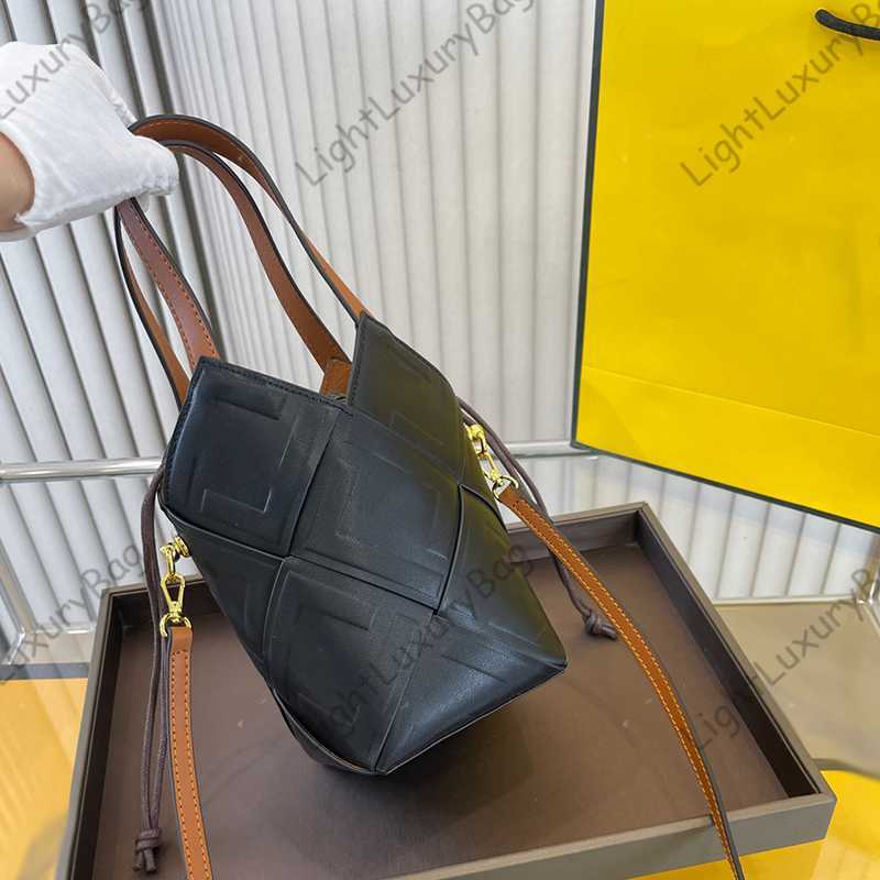 

Bucket Top luxury Designer Crossbody Shoulder Bags Handbag women's fashion leather handbags handbag removable shoulders strap 230317, Red 1 15*10cm