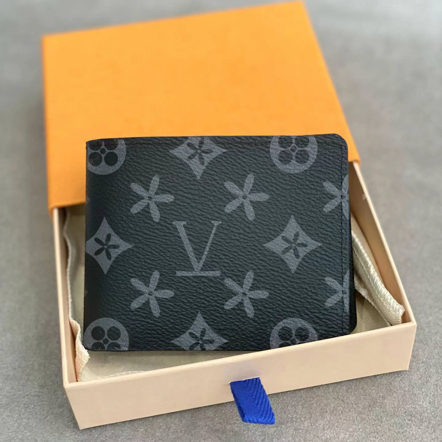 

fashion mens Multiple M60895 wallet womens Luxurys Designer small wallets bagswristlets keychain passport holder card holders men key pouch handbag pockets case, Black plaid