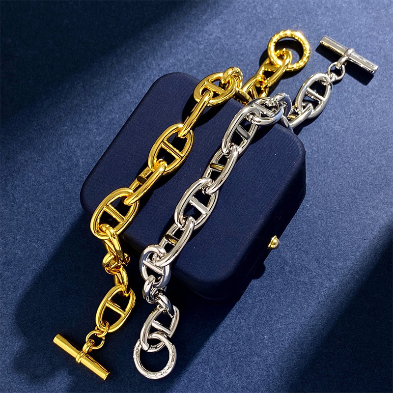 

Women's Lock baller Bracelet Chain Designer Jewelry Chain Single Layer U-shaped Pig Nose bracelet Gold/Silver/Rose full brand as a wedding Christmas gift