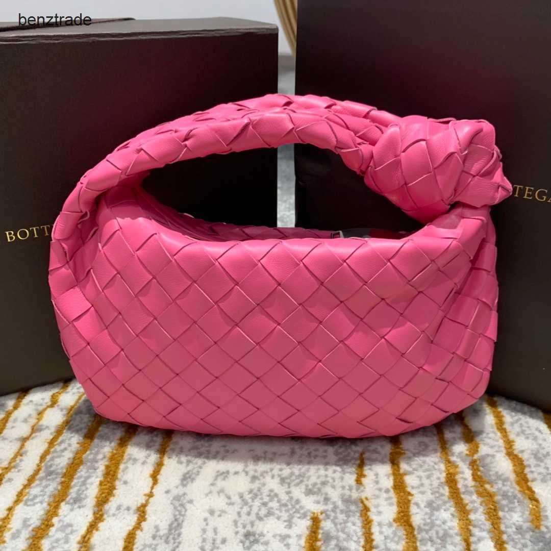 

Bottegs Venets Jodie Commuter Handbag Net Red Asigo Same Mini Woven Croissant Single Shoulder Underarm Cloud Knot, Black4
