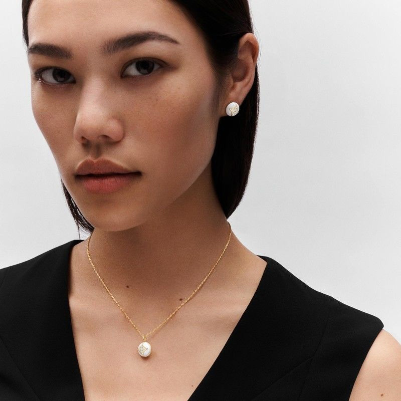 

Fashion Classic Stud Earrings For Womens Ladies Lovers Earring Luxurys Brands Pearl Gold Sparkling Diamond Ear Studs Jewelry