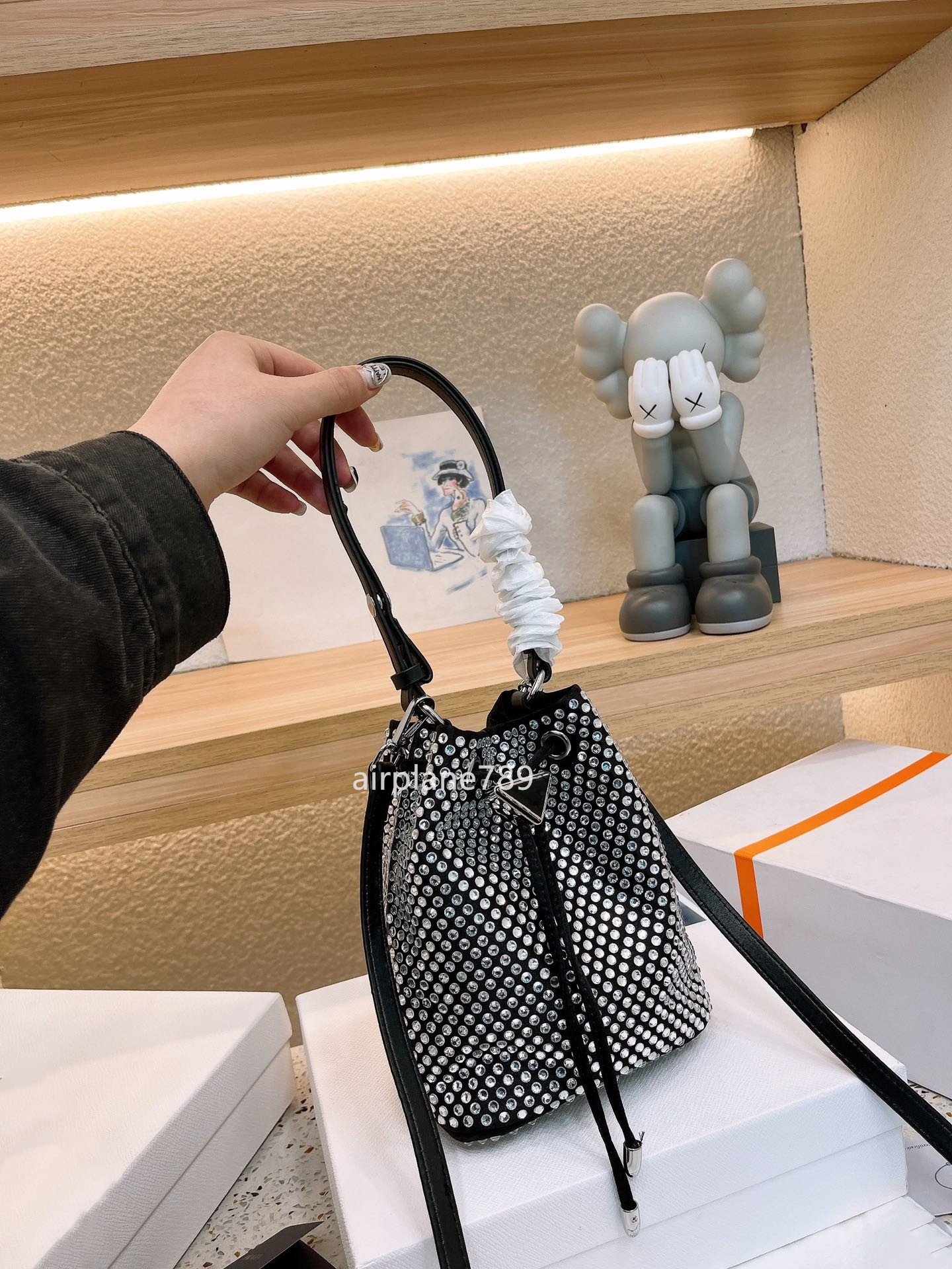 

Full Diamond Bucket Bag Crystal Designer Bag Trapped Closure, Large Capacity Brand Bag Single Shoulder Bag Women's Crossbody Bag, Black
