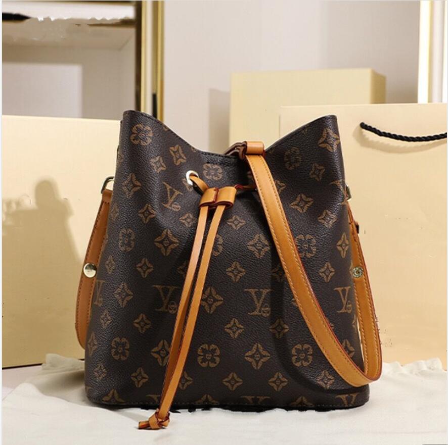 

classic style women's Bucket Shoulder Bags Crossbody Bag Leather Handbags Adjustable Strap New Fashion Bags purse Classic Totes designer Round Bag Woman Handbag, Packing bag