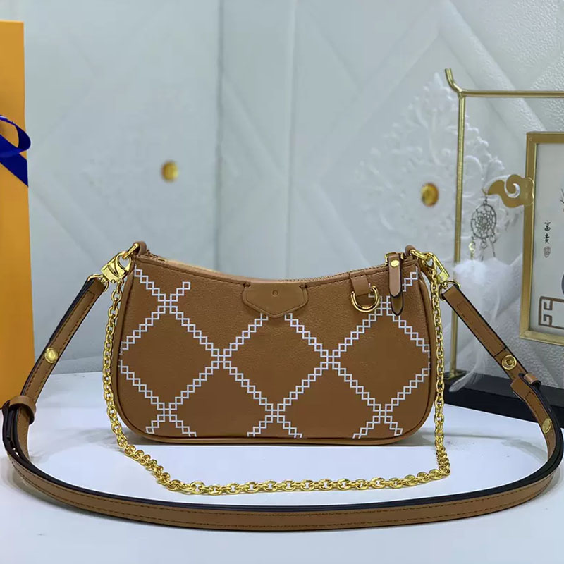 

Designer Embossed Flower Crossbody bags handbags purse fashion women Leather Chain Shoulder Bag envelope Messenger packet Luxury tote handbag wallet clutch, Embossed grey