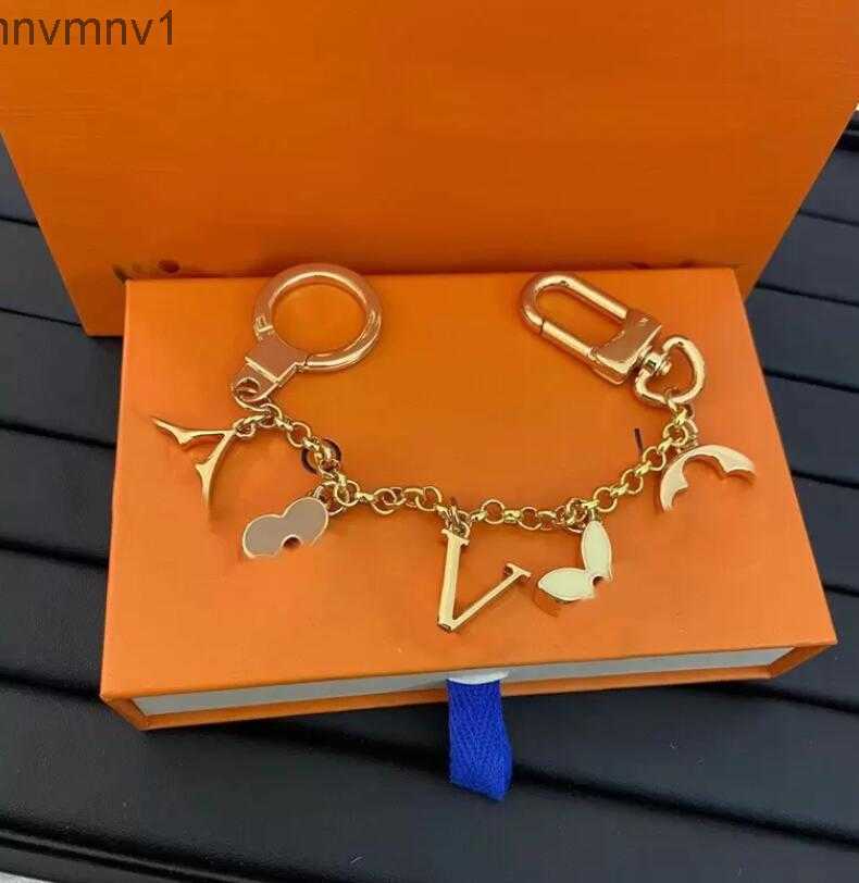

Designer viuton lvs Fashion Keychain Letter louise Keychains Metal vuitton Keychain Womens Bag Charm Pendant Auto Parts T7AC