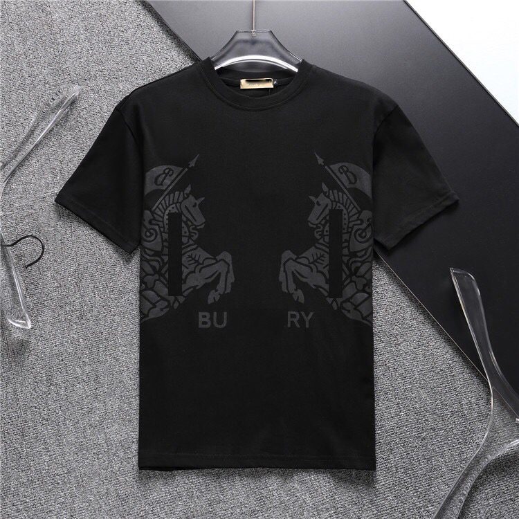 

2023mens t shirt designer t shirts love tshirts camouflage clothes graphic tee heart behind letter on chest t-shirt hip hop fun print shirts, White