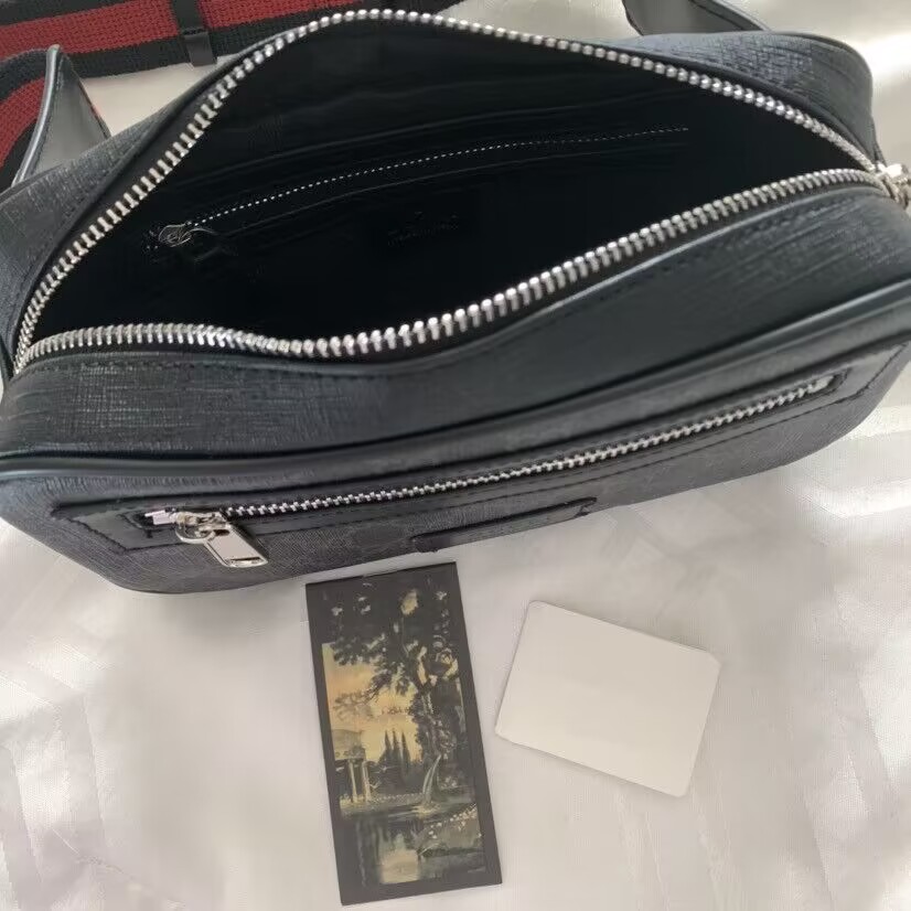 

Hot Bumbag Cross Body Waist Bags Temperament Bumbags Fanny Pack Bum embossing flowers Famous leather Luxurys designers bags Serial Number Purse Code DustBag, Brown