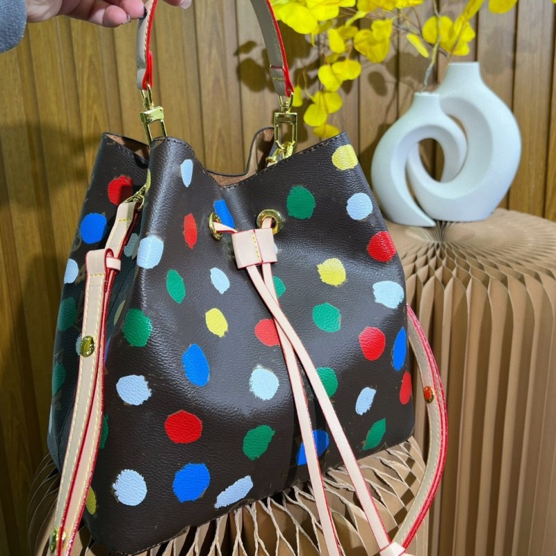 

Designers NEONOE Bucket Shoulder Bags Flower Handbags bag Top quality Brand Letter Leather Purses Wallet Women Tote Crossbody M44022