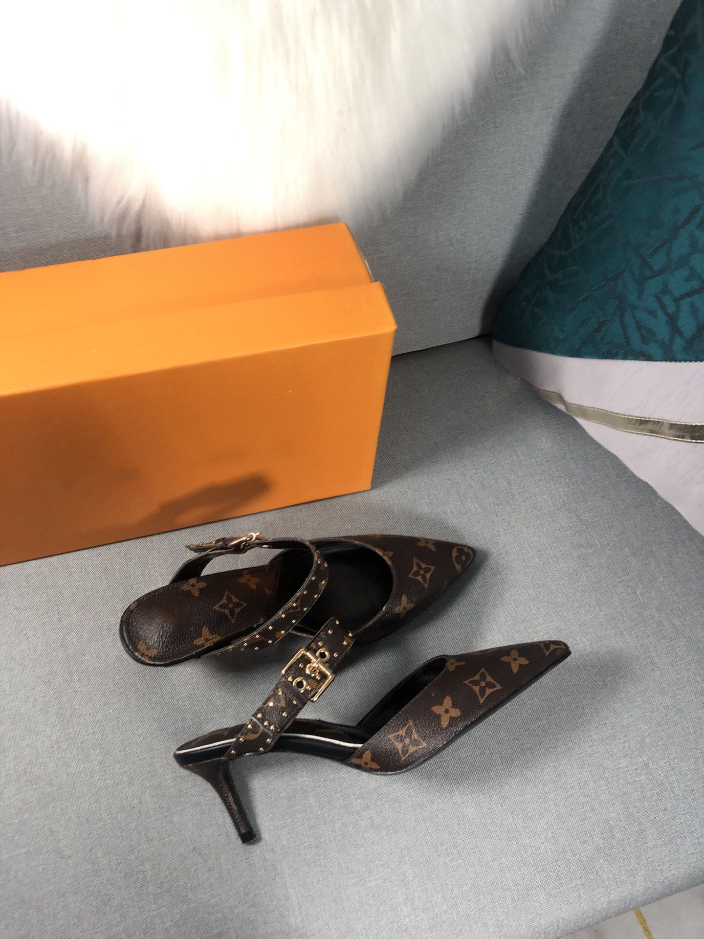 

2023 Fashion Designer Sacora Sandals White Leather Women's Evening Bridal High Heels Designer Lady Pumps Party Wedding 34-42