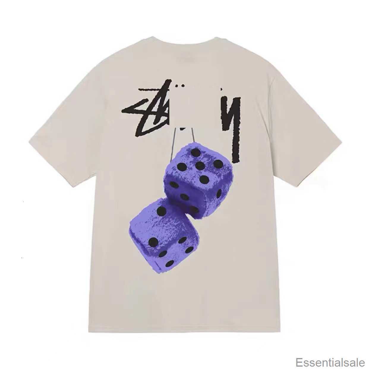 

Designer Tees Stussys Fuzzy Dice Plush Men's and Women's Short Sleeve T-shirt Couple Loose Round Neck Fashion Tee High Street 2023 5sqv, White