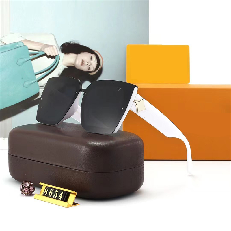 

2023 Sunglasses Mens Sun Glasses Rectangle Woman Adumbral PC Antireflection Sunglass 5 Colors With Box Beach Goggle