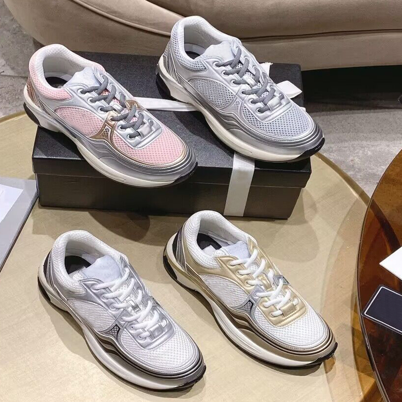 

Casual shoes women designer shoes Travel leather man lace-up fashion lady Flat Trainers Letters woman Thick soled SHoes platform men sneakers size 35-41 With box, Silver