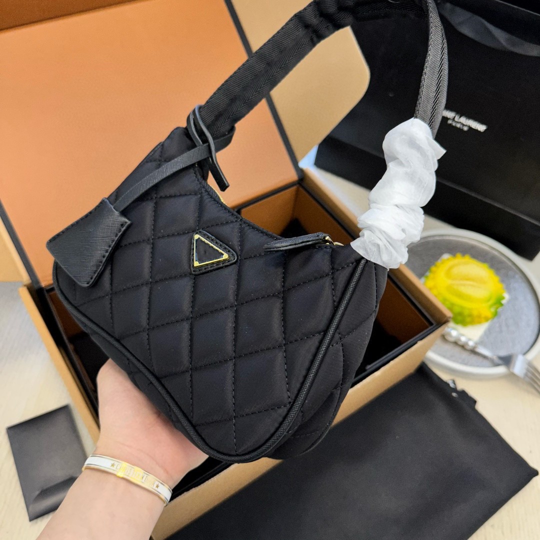 

Top quality handbag Hobo bag designer shoulder bags for women Chest pack fashion Tote chains hand lady presbyopic purse handbags, Blue