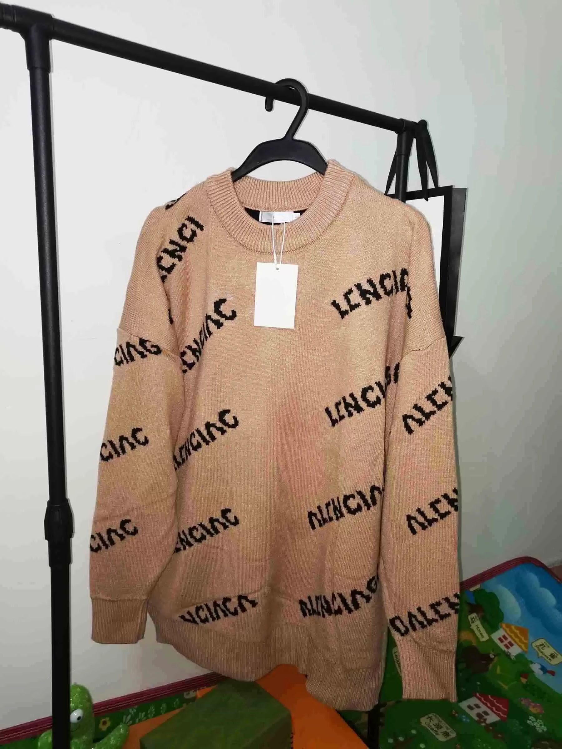 

23ss Mens Womens Designers Sweaters LUXE Letters Pullover Men Hoodie Long Sleeve Active Sweatshirt Embroidery Knitwear Winter Clothes 2022 #SHOPEE136, Don´t shoot(non-delivery)