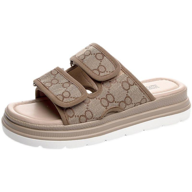 

2023 Summer Slippers For Women Fashion High Quality Versatile New Thick Soles To Wear Comfortable Personalized Beach Sandals, Khaki