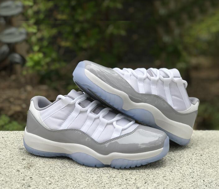 

11 Low Cement Grey Men Basketball Shoes 11s White/University Blue-Cement Grey womens outdoor Sneakers Sports AV2187-140 With Box size : eur 36-47.5