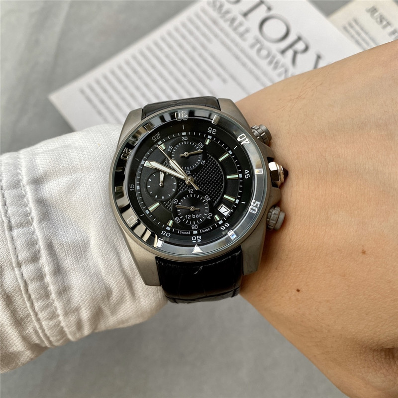 

Men Watches leather Strap Six needles Chronograph All dials work Diameter 42mm Quartz Movement Wristwatches High quality Top luxury Brand CART