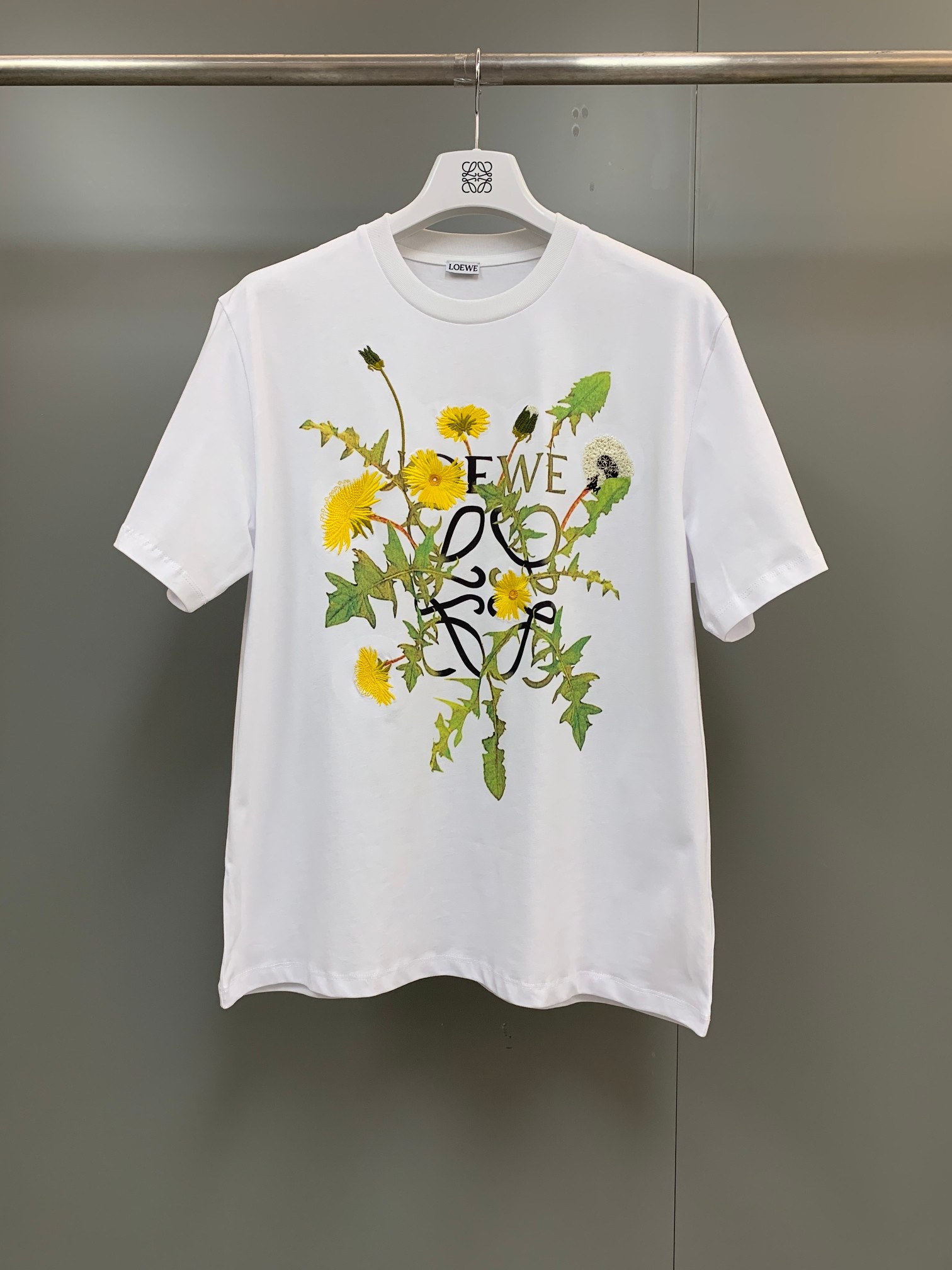 

2023 new luxury mens designer beautiful flower t shirts ~ US SIZE tshirts ~ tops mens high quality designer short sleeve t shirts, White
