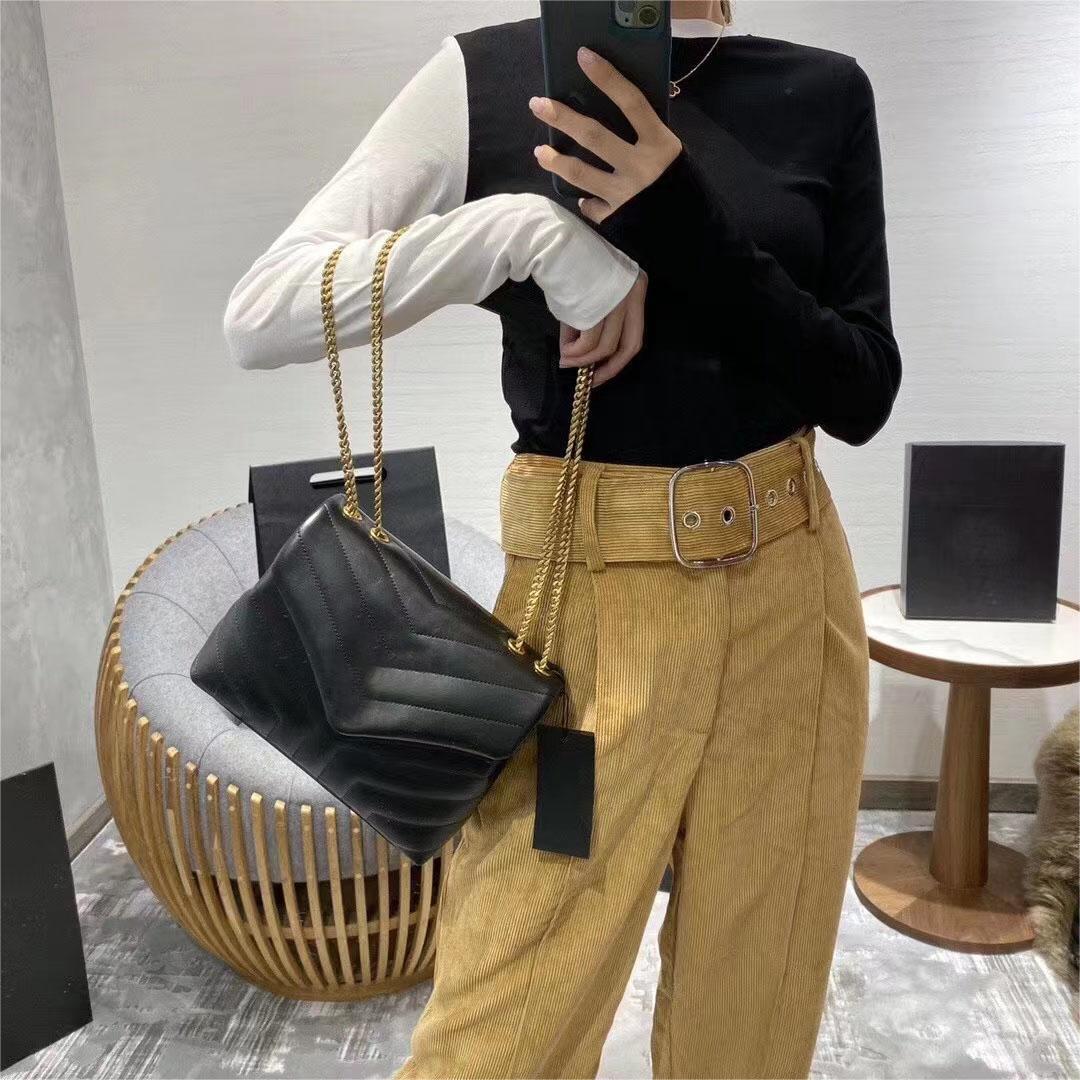 

new Love bag Latest Shoulder Bag Luxury Designer Womens Fashion Handbag monograms Fashions classics Handbags Women Luxurys Brands Crossbody Bags, Apricot color gold chain