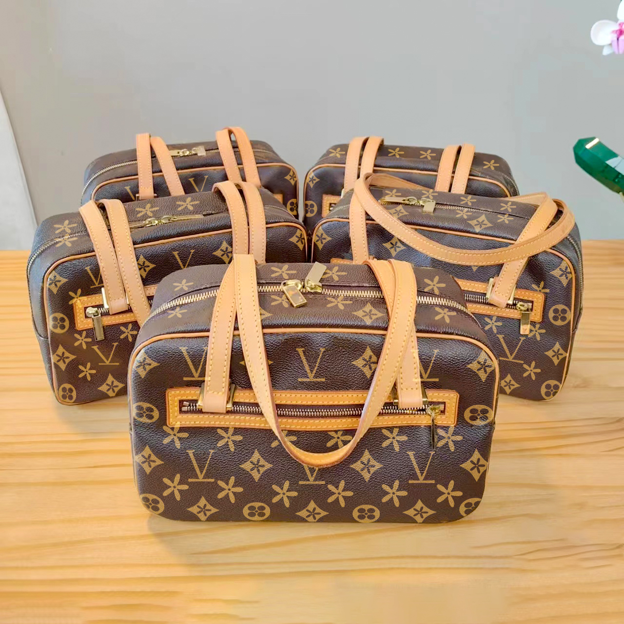 

Woman fashion M46321 cite luxury tote handbag bags Womens Man designer purse brown flower Pochette clutch shoulder lady bag cross body gym travel makeup hobo bags, Mon0gram