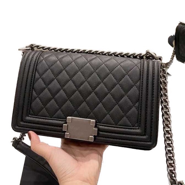 

2023 Women's Luxury Designer Shoulder Bags Fashion Texture Calfskin Envelope Multi-functional Adjustable Strap Crossbody Bag Factory Direct Sales, Caviar red gold chain