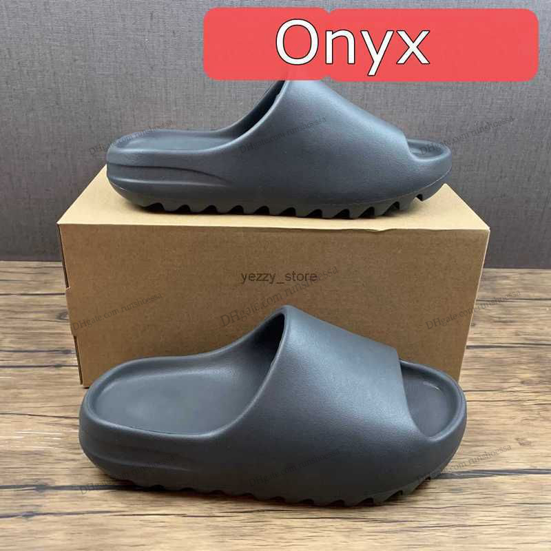 

yeezys Slides Fashion Sandal Slipper Women Luxury Designer slippers shallow beach leisure full set of Slides yeezies Foam Runner summer slippers for ladies, Color #11