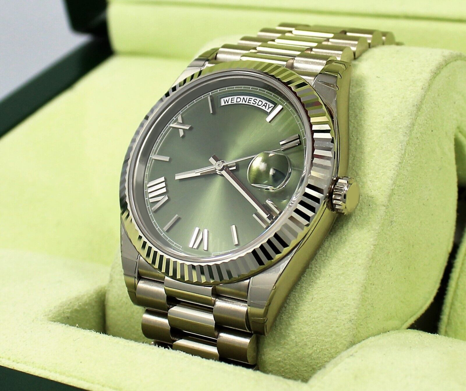 

2023 QC check Luxury Wristwatch 40mm 18K White Gold Green Random Number Mechanical Automatic Movement Men's Watches Bracelet BOX/PAPERS