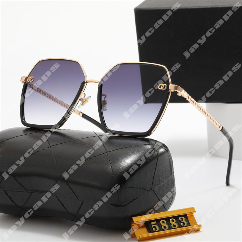 

Luxury Sunglasses For Women Designer Men Sunglasses Classic Eyeglasses Outdoor Beach Sun Glasses UV380 Fashion Adult Adumbral