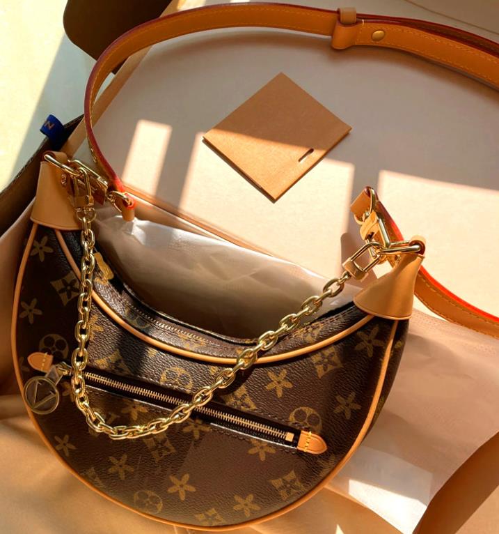 

Luxury Lady Half Moon Fashion Bag Designer Underarm Bags Chain Handbag Aslant Bag Croissants Pack Crescent Package Purses, White