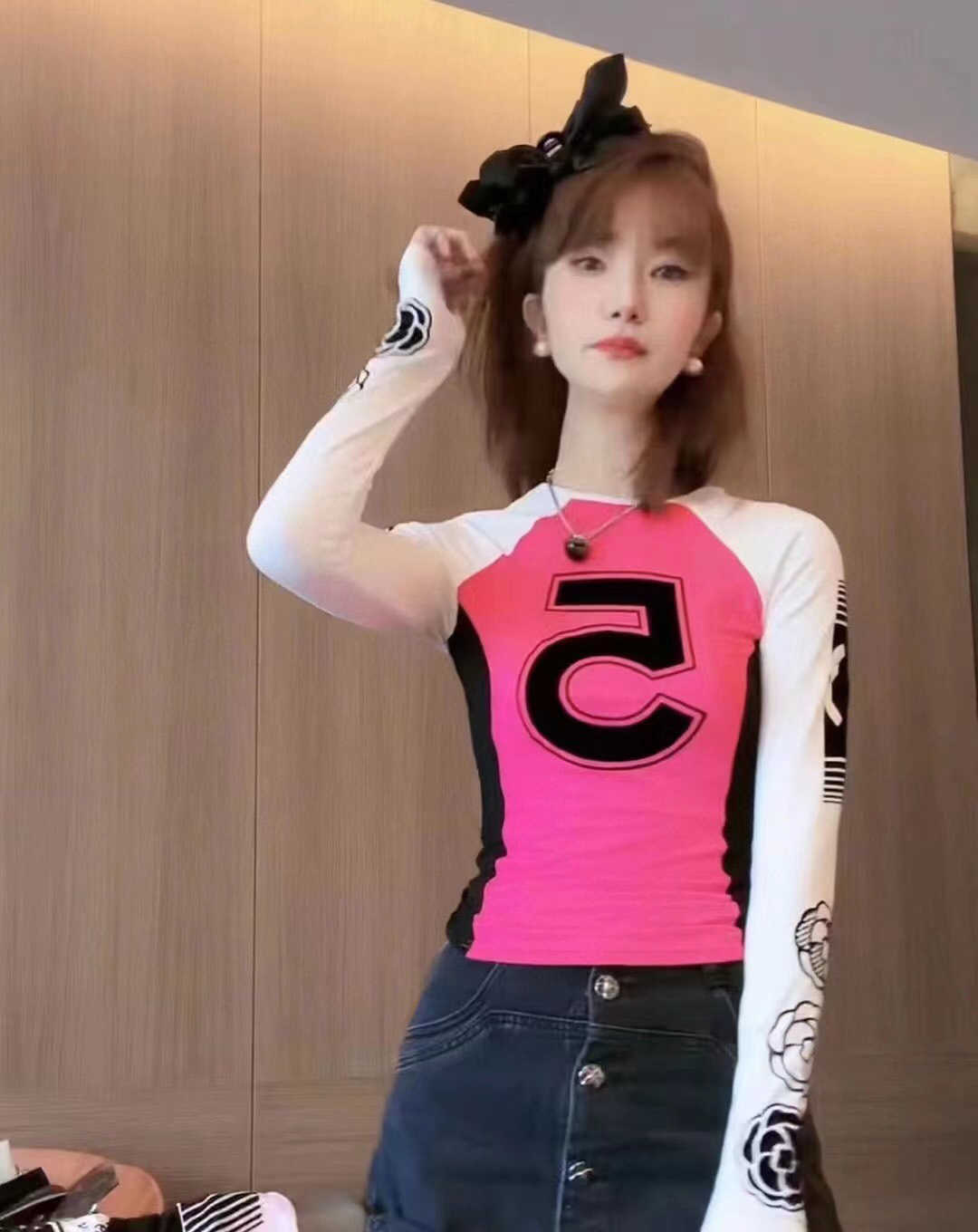 

23ss designer brand women Long Sleeve T-shirt Xiao Xiang Camellia number 5 Print top Color matching base tops High quality womens clothes
