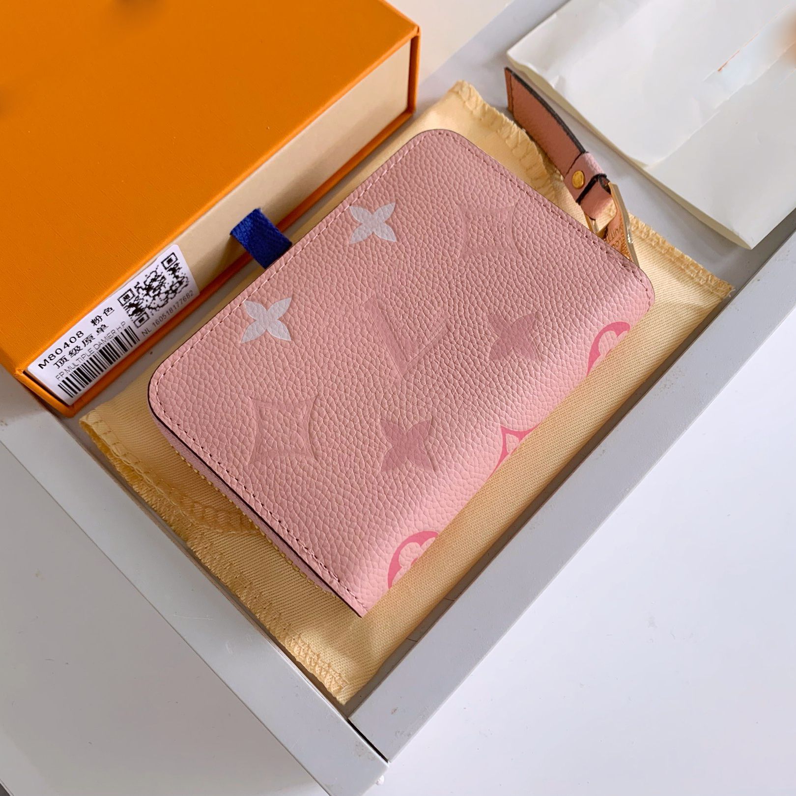 

AAAAAAA High quality Designers women Zippy Short Wallets Embossed Flowers Wallet Coin Purse With dust bag, Pink