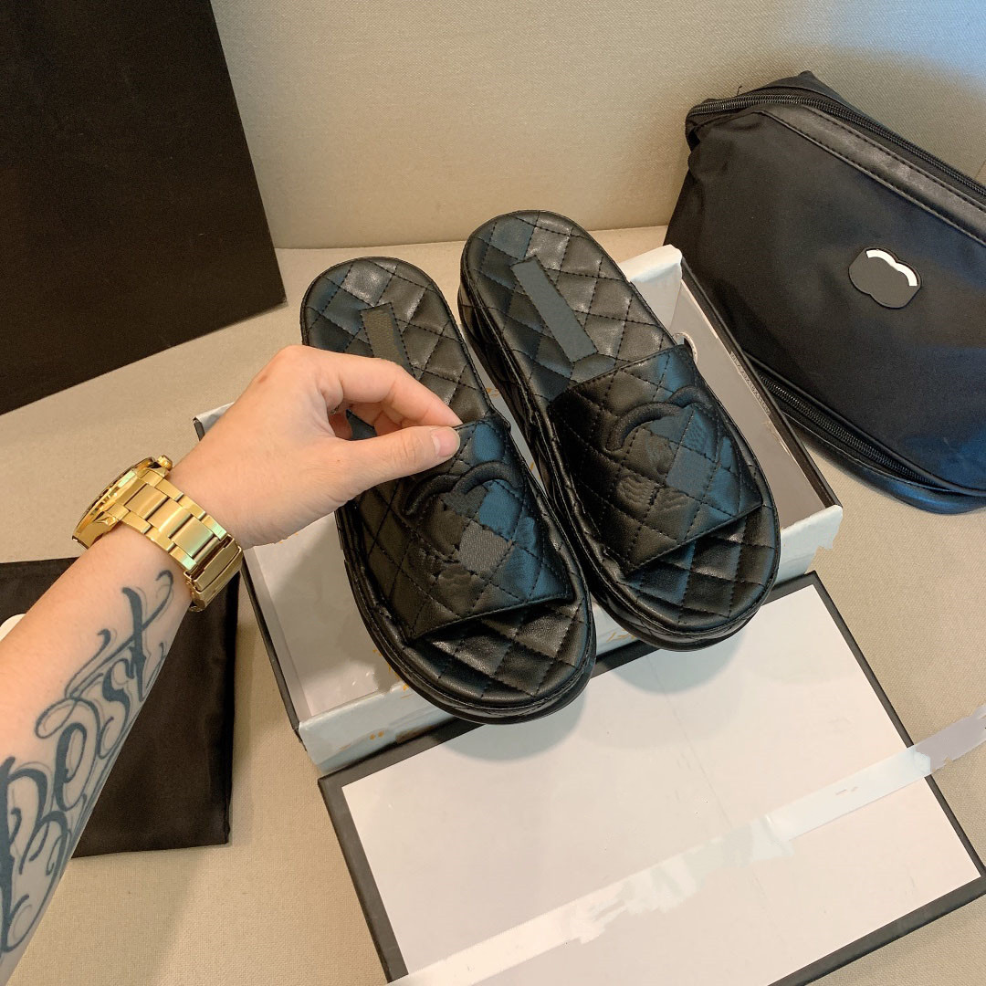 

2023 Summer Hot Selling luxury faux fur fashion Leather Flip pu 's Flops Designer Women Sandals slippers, C1