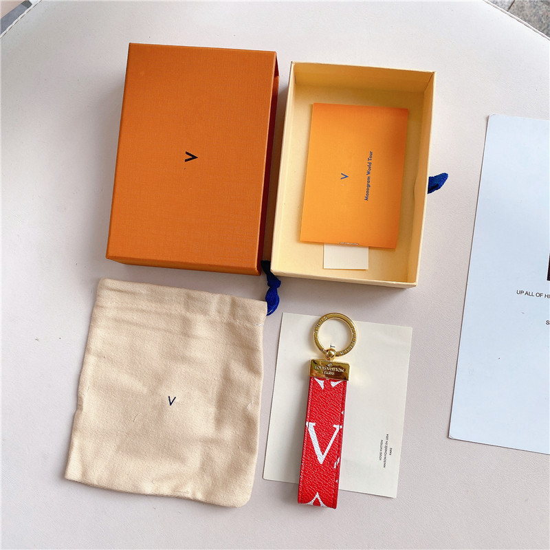 Porte-clés de luxe de haute qualité, porte-clés de marque de styliste, cadeau pour hommes et femmes, sac de voiture, boîte cadeau