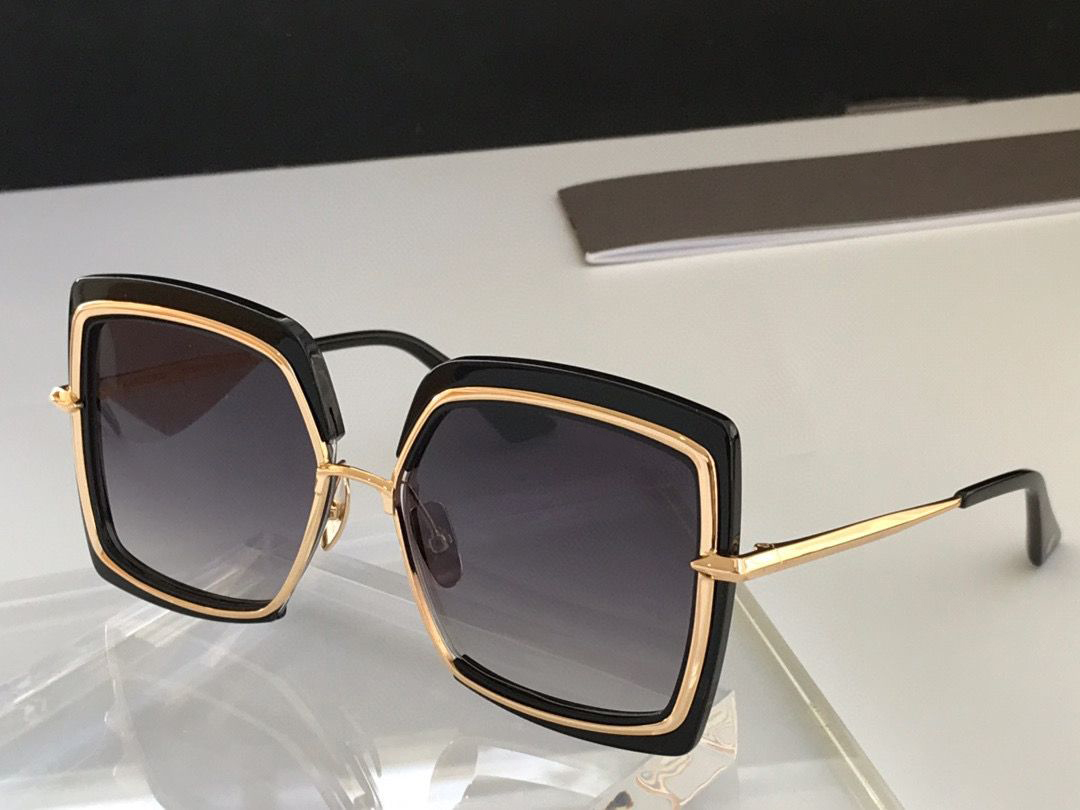 

Sunglasses For Men Women Retro Eyewear NARCISSUS DTS503 Designers Style Anti-Ultraviolet Full Frame Random Box