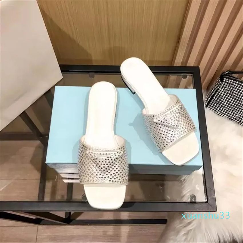 

Designer Rhinestone Flat Bottom Slippers Sandals Fashion Outdoor Leisure Luxury Slipper Sandbeach Sandal