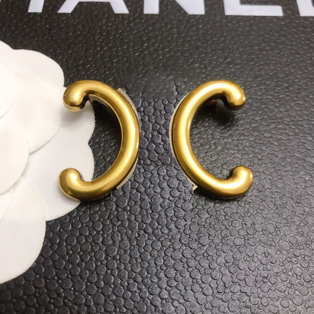 

Luxury Gold Brooch Unisex Girls Love Womens Brooch Brand Designer Jewelry Pins Vintage Badge Brooch Delicate Design Lapel Pins Wedding Party ornaments