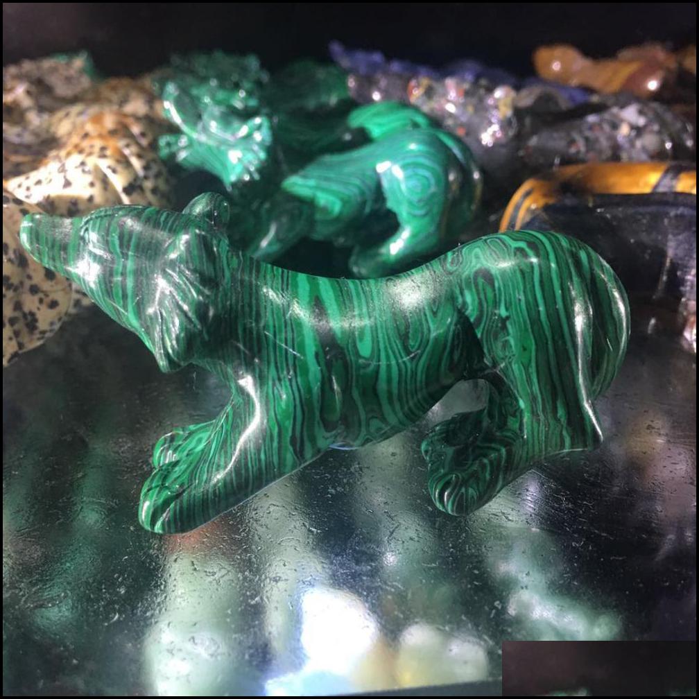 natural malachite quartz crystal gemstone wolf reiki healing hand carved crystal animal for home decoration327r