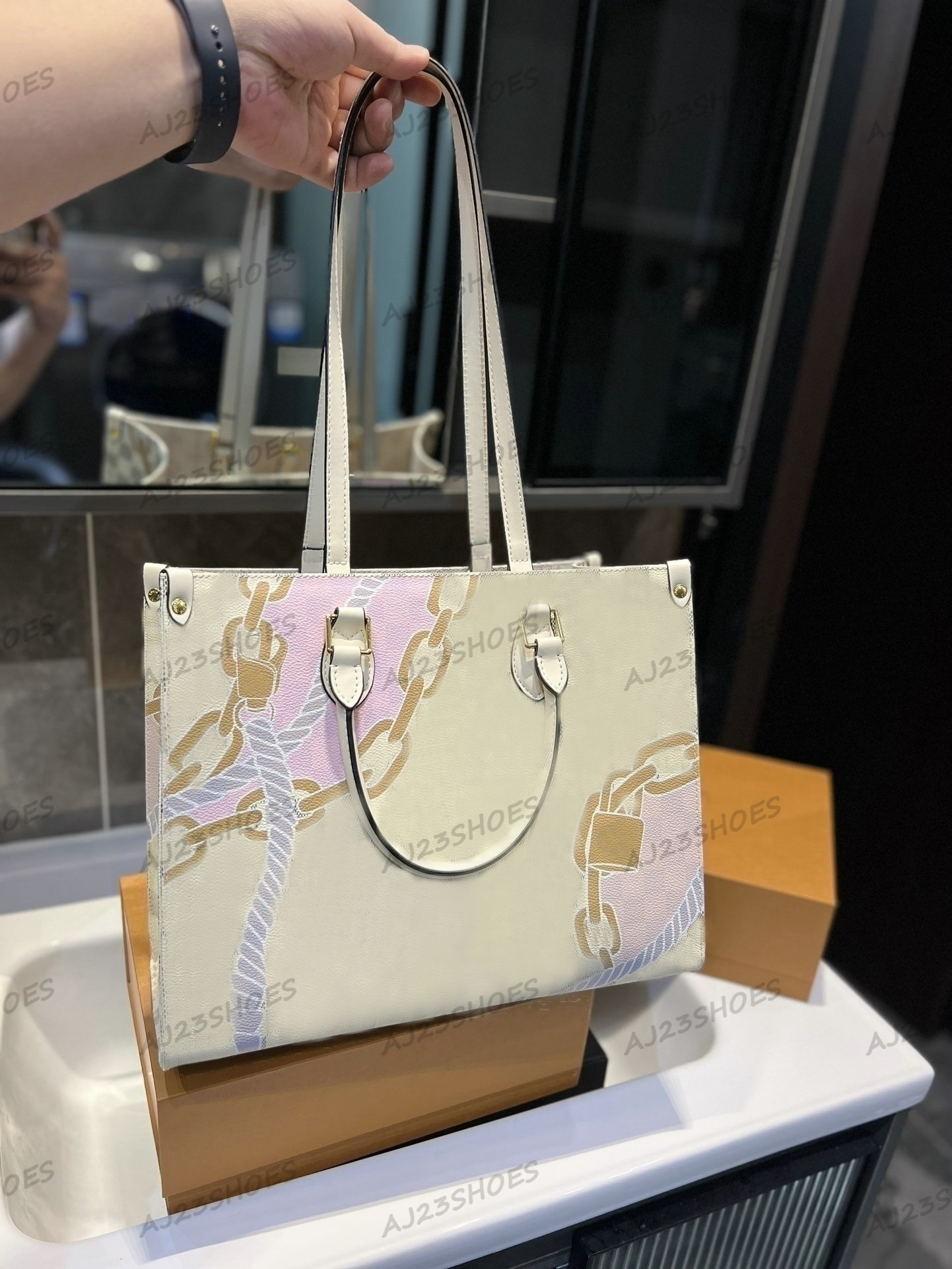 2023 New Spring Nautical Collection OnTheGo Bicolour Bags Designer Handbag Monograms CrossBody Big Shopping Bags Womens Designers Bag Luxurys Tot